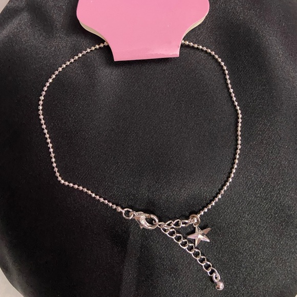 NWT Small Silver Beam Little Star Bracelet - Picture 2 of 4